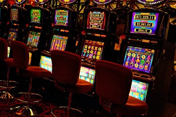 Hip Hop Panda slot game interface on maniaslot showing five reels and hip hop themed symbols